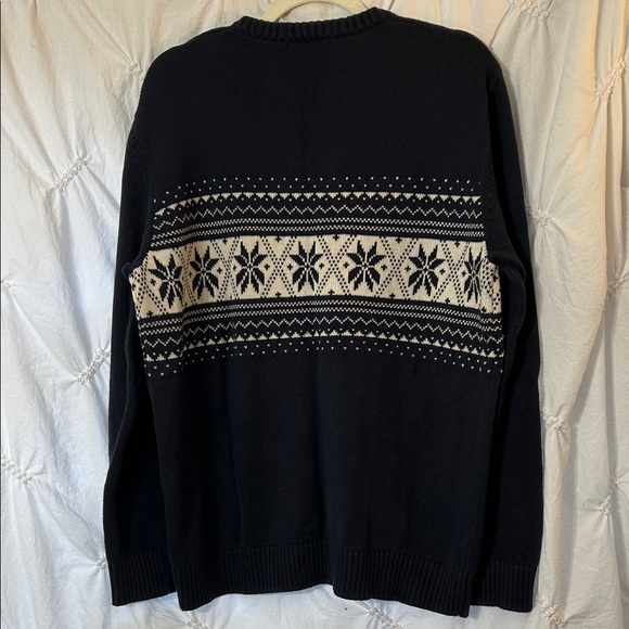 Nautica Men's Navy Sweater with Cream Nordic Design-size large - Picture 4 of 4